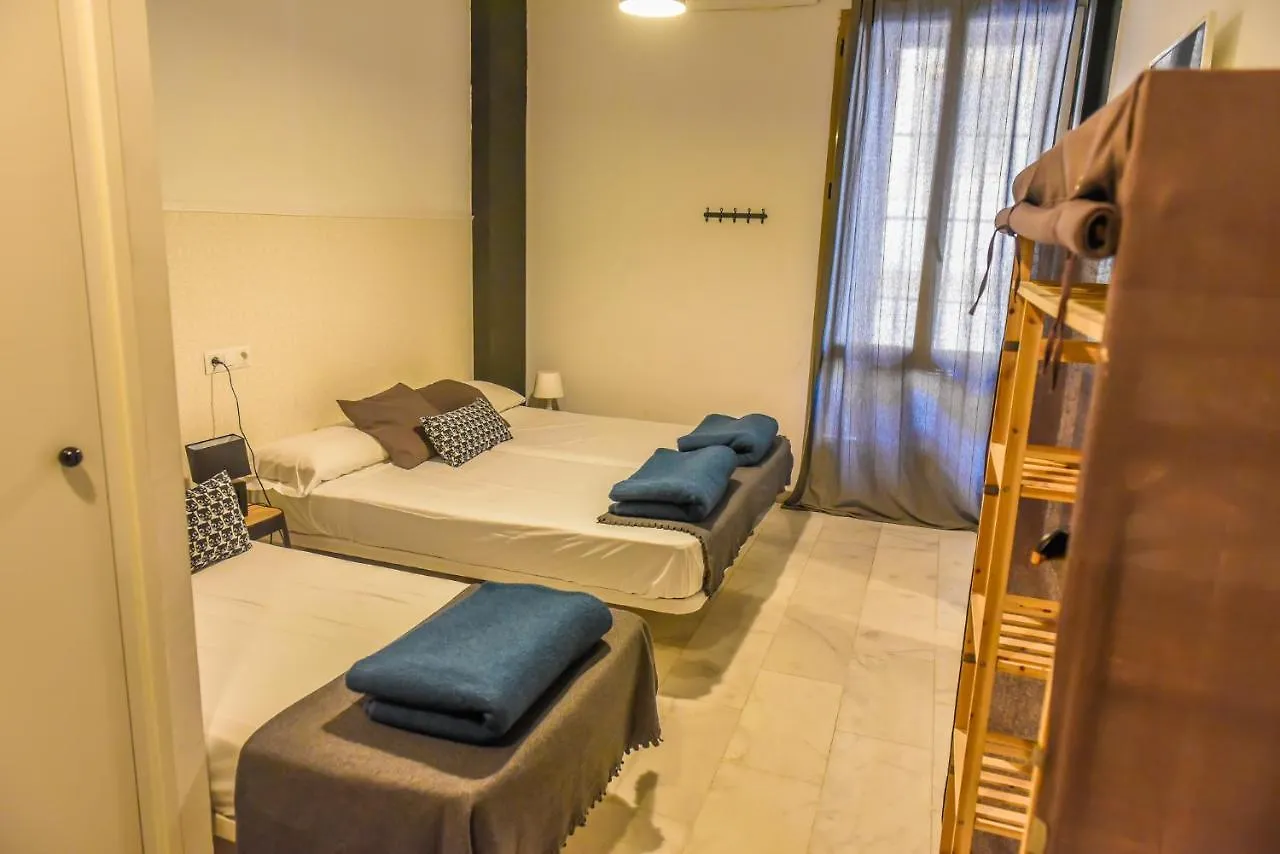 **  Feel Hostels Soho Málaga İspanya