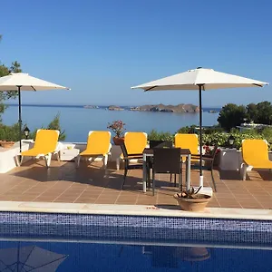 Hostal Cala Moli 3* Cala Tarida (Ibiza)