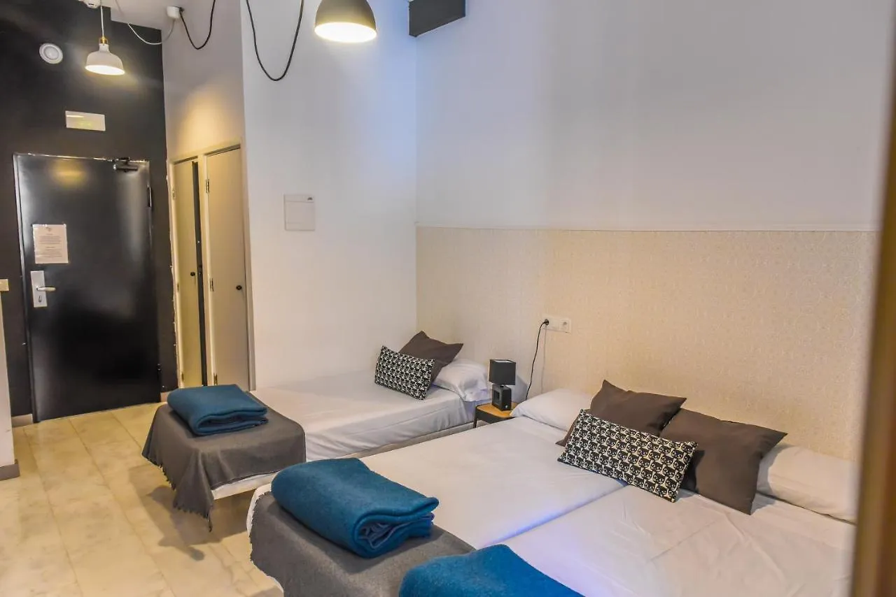 Feel Hostal Soho Malaga Albergue